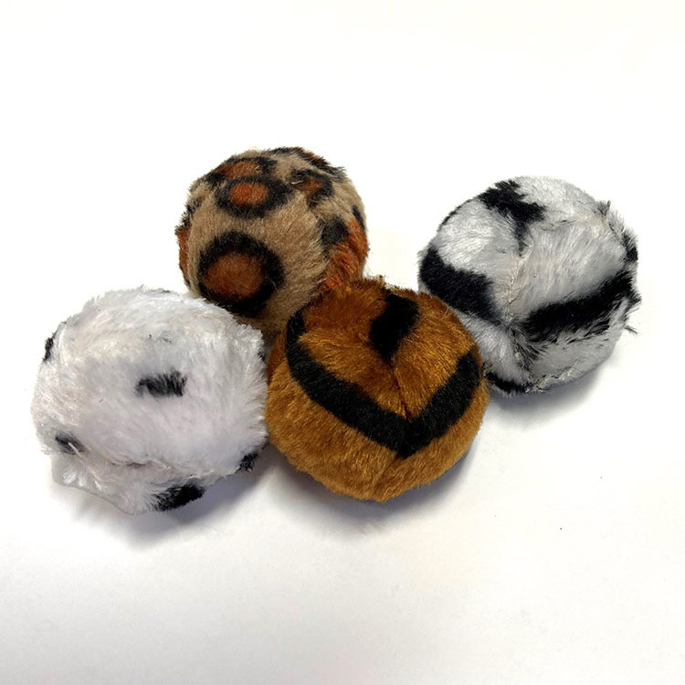 Fuzzeez karvapallo 4,5 cm